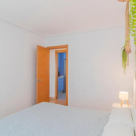 Holidea Zona Centro Ruiz De Alda Santander